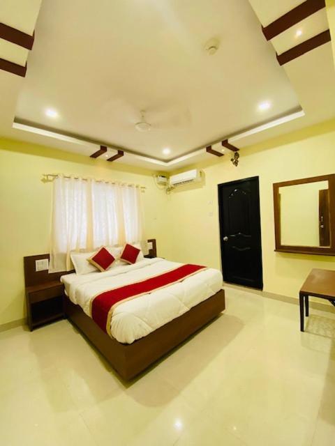 Prabhuvihar Residency Hotel Porvorim Exterior foto